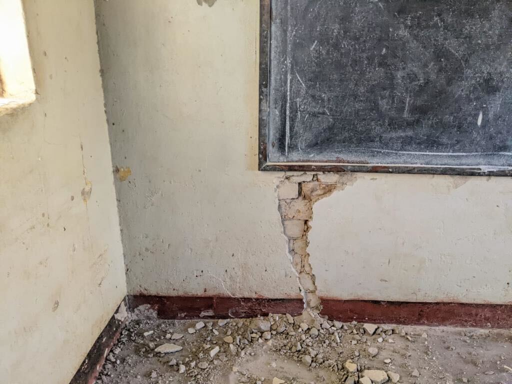 cracks in the walls at the suburbs girls school
